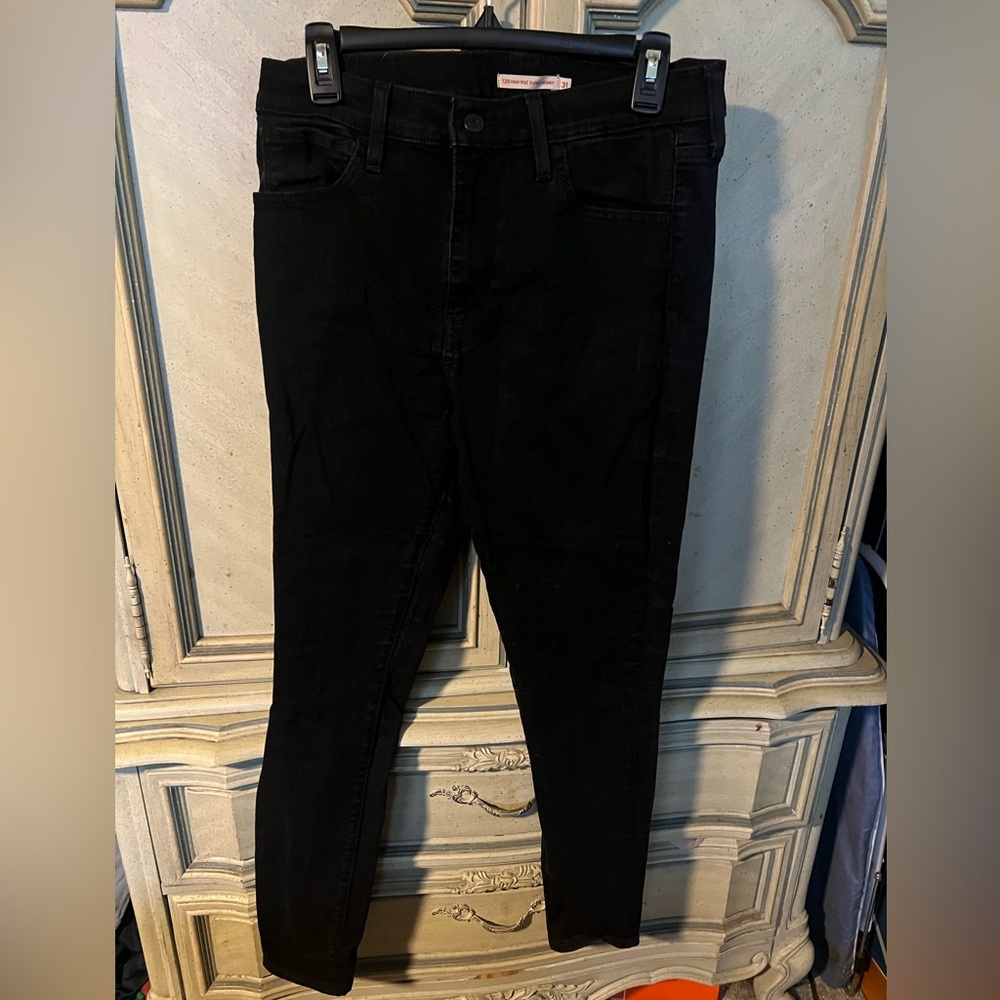 Black Levi’s 720